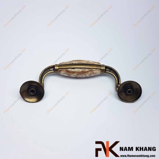 Tay nắm tủ cổ điển NK321-109C