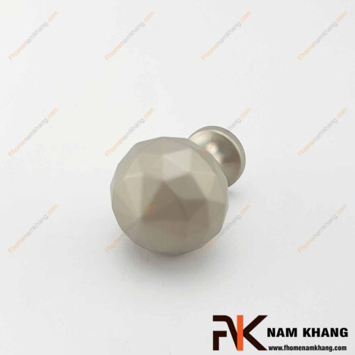 Núm cửa tủ màu ghi NK441-GKC (Màu Ghi Xước)