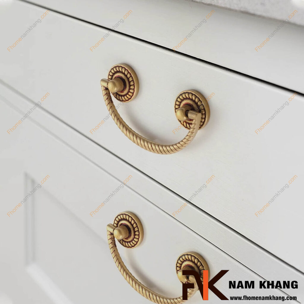 15 Mẫu tay nắm tủ đồng giúp không gian thêm đẳng cấp