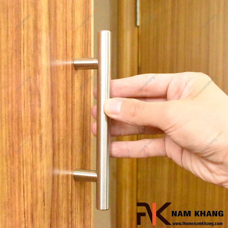 50 mẫu tay nắm tủ dài được ưa chuộng nhất năm 2025