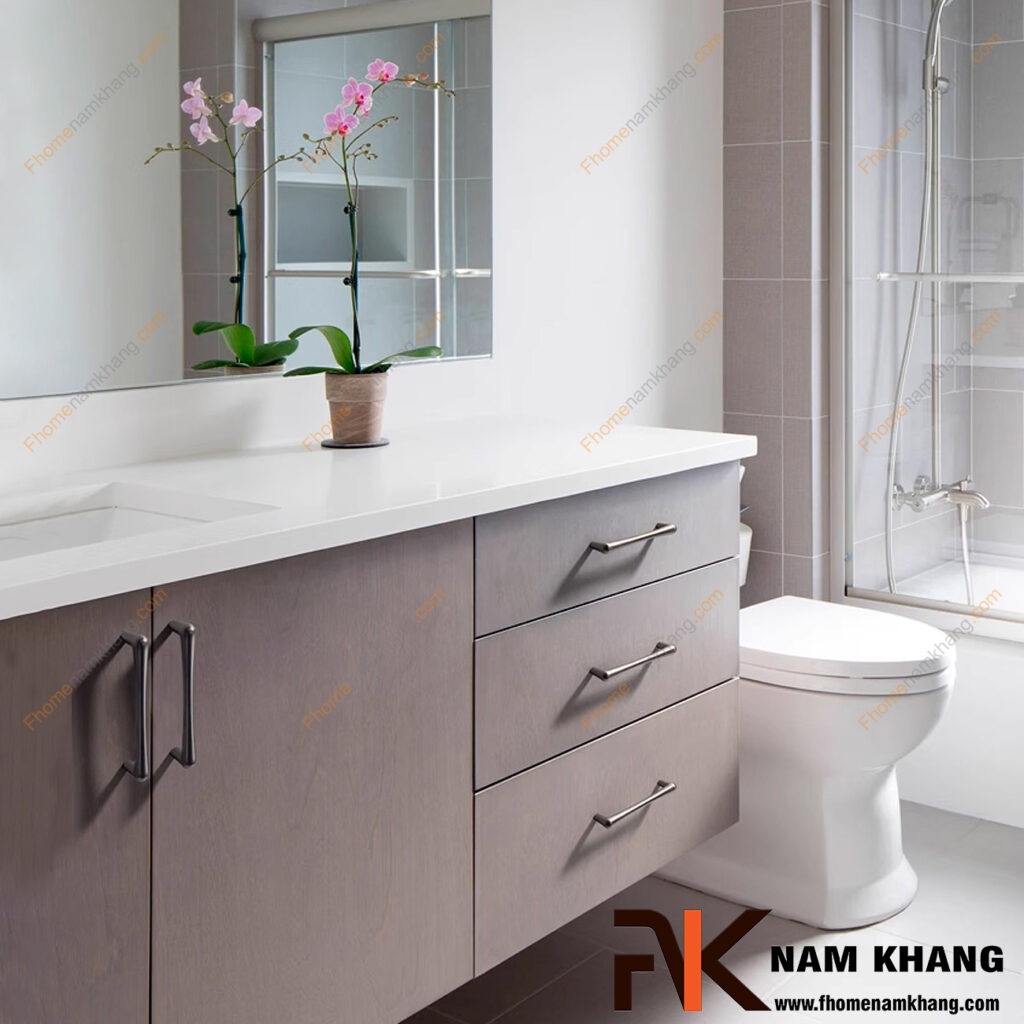 Tay Nắm Tủ Dài Cho Tủ Bếp, Tủ Quần Áo: Tránh Ngay 5 Lỗi Sai Cơ Bản Này!