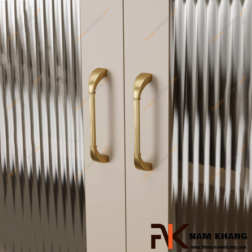 Kinh nghiệm chọn tay nắm tủ bếp vừa tay cầm