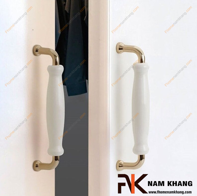 Kinh nghiệm chọn tay nắm tủ bếp vừa tay cầm