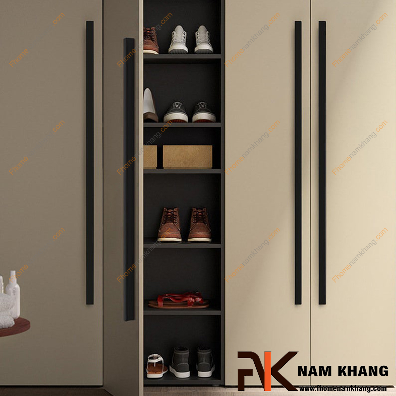 Tay nắm tủ dài có thực sự tiện lợi hơn trong tủ bếp cao?