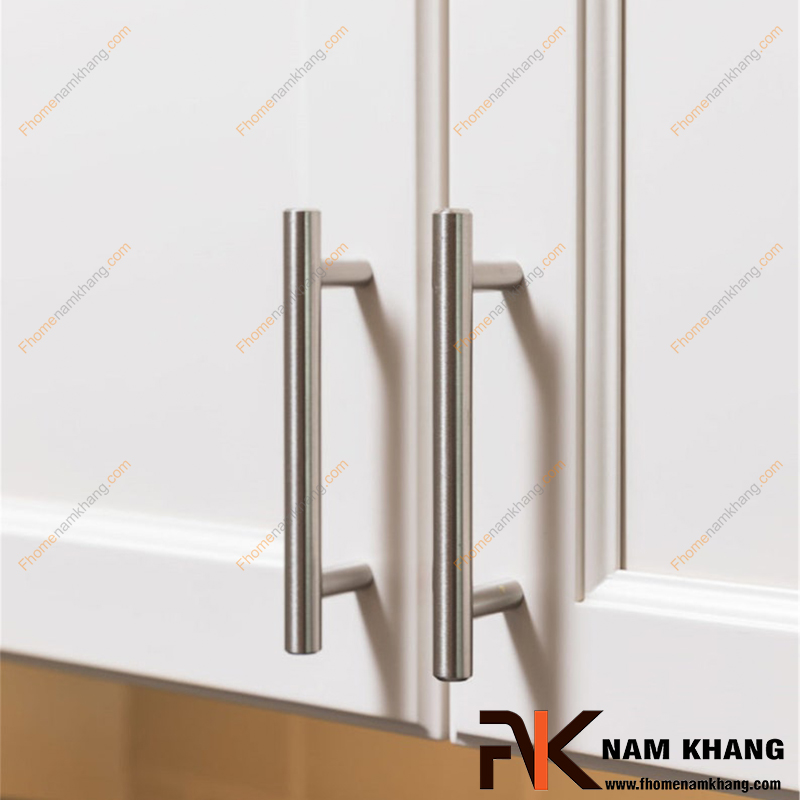 Tay nắm tủ dài có thực sự tiện lợi hơn trong tủ bếp cao?