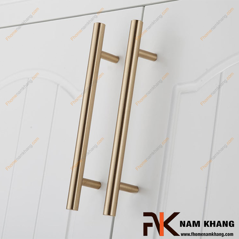 Tay nắm tủ dài có thực sự tiện lợi hơn trong tủ bếp cao?