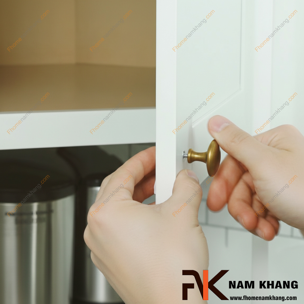 Hướng dẫn lắp tay nắm tủ đơn giản tại nhà