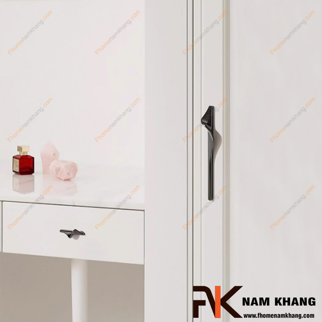 Tay nắm tủ quần áo cao cấp: Mua ở đâu uy tín?