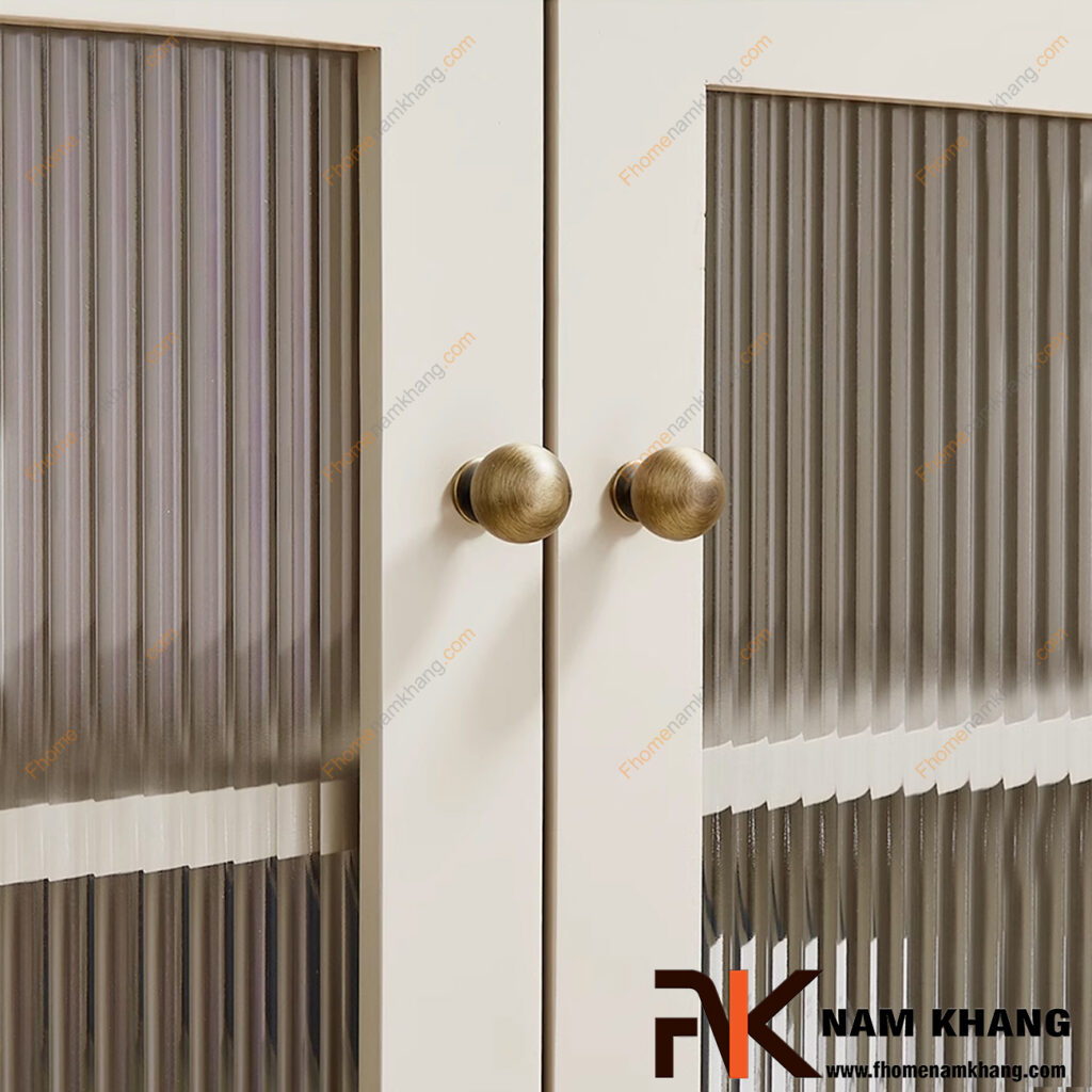 7 Lý do khiến tay nắm tủ bằng đồng trở thành xu hướng nội thất cao cấp hiện nay