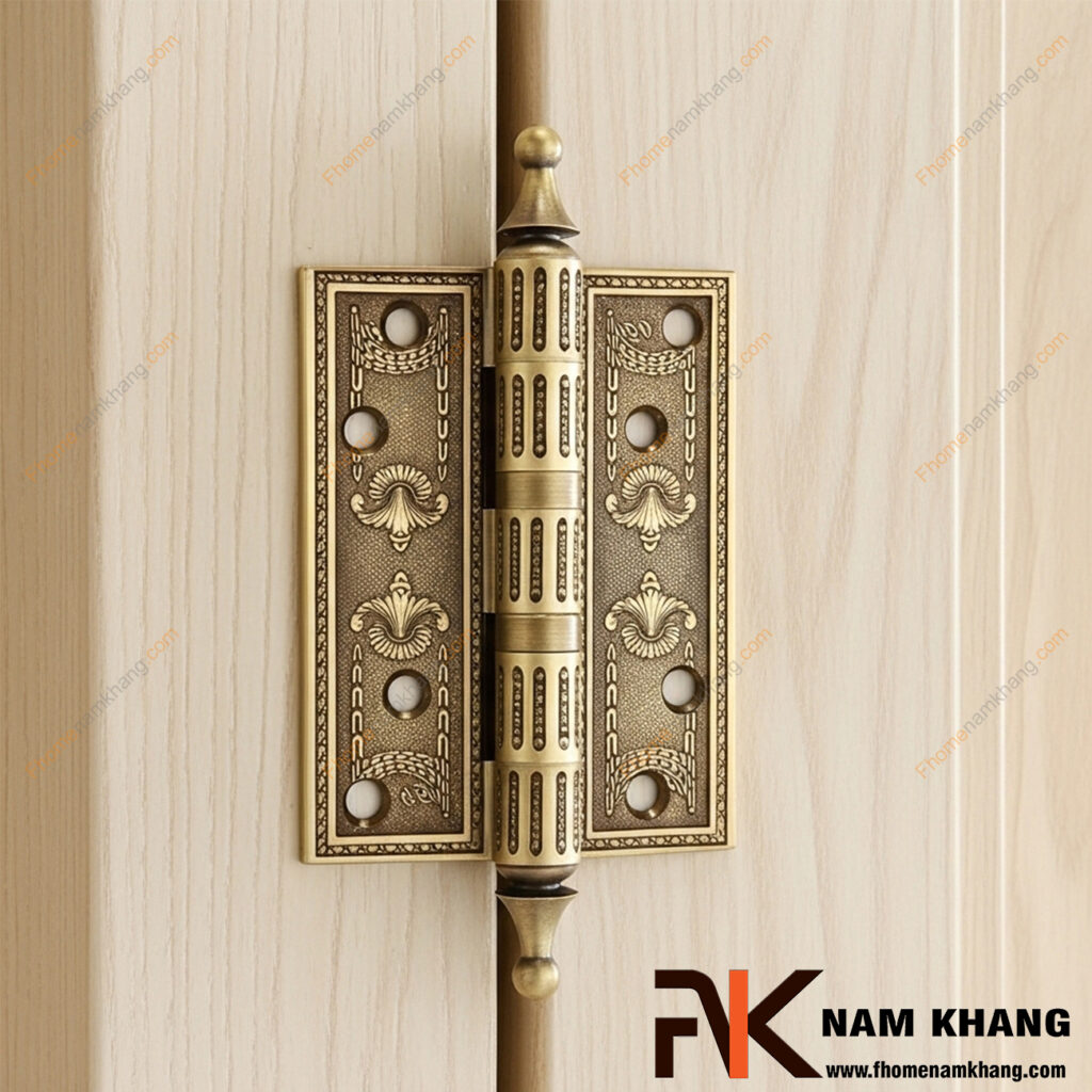 Bản lề lá cửa gỗ loại nào tốt? 5 tiêu chí chuẩn kỹ thuật không thể bỏ qua