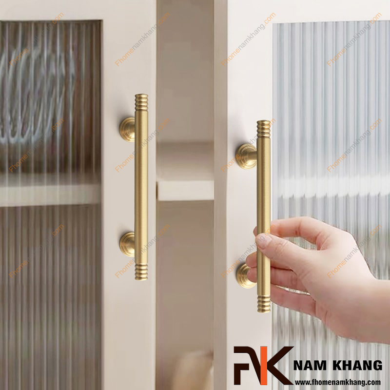 Những lỗi thường gặp khi lắp đặt tay nắm tủ bằng đồng và cách khắc phục