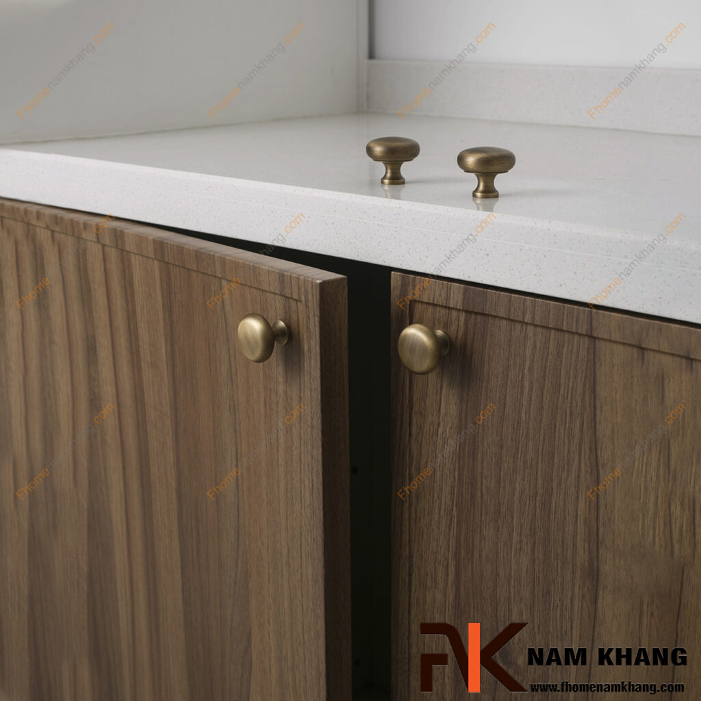 Cách chọn tay nắm tủ cổ điển cho tủ bếp sang trọng, không lỗi mốt