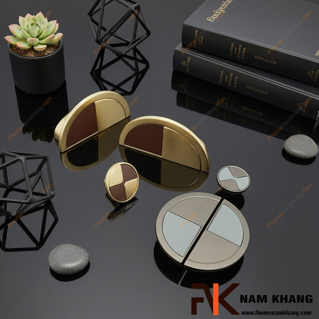 Tay nắm tủ cao cấp bằng đồng, inox hay hợp kim? Nên chọn loại nào?