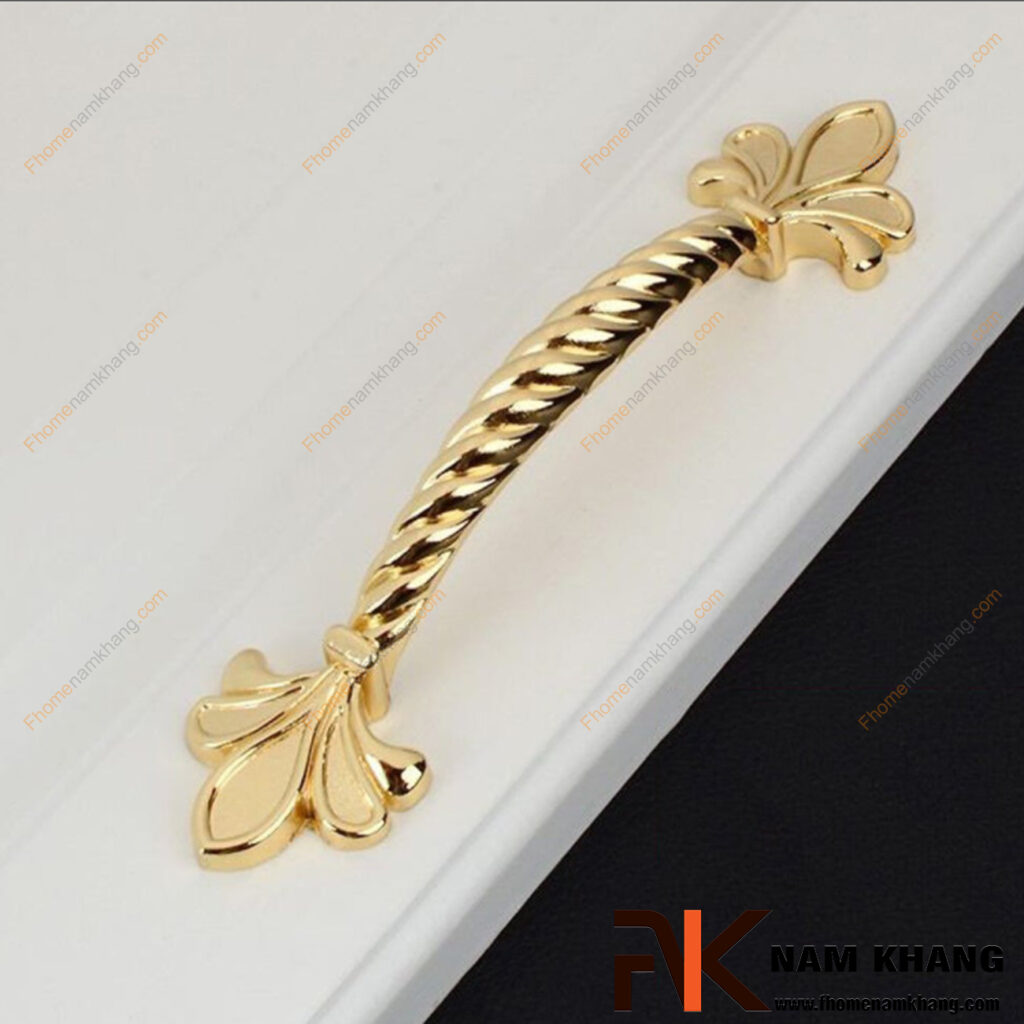 Tay nắm tủ cổ điển có phù hợp với nhà nhỏ không?