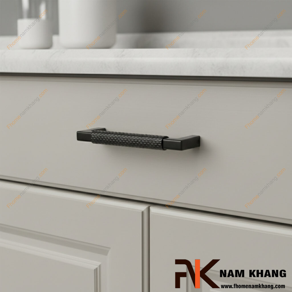Tay nắm tủ đen mờ có phù hợp nội thất không?