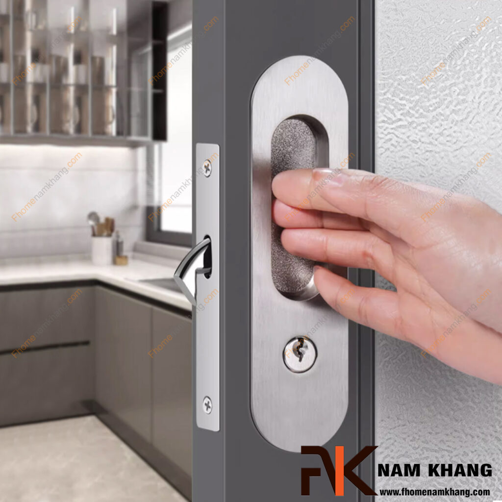 Phụ kiện cửa & tủ: Hướng dẫn chọn tay nắm, khóa, bản lề bền đẹp & tiết kiệm nhất