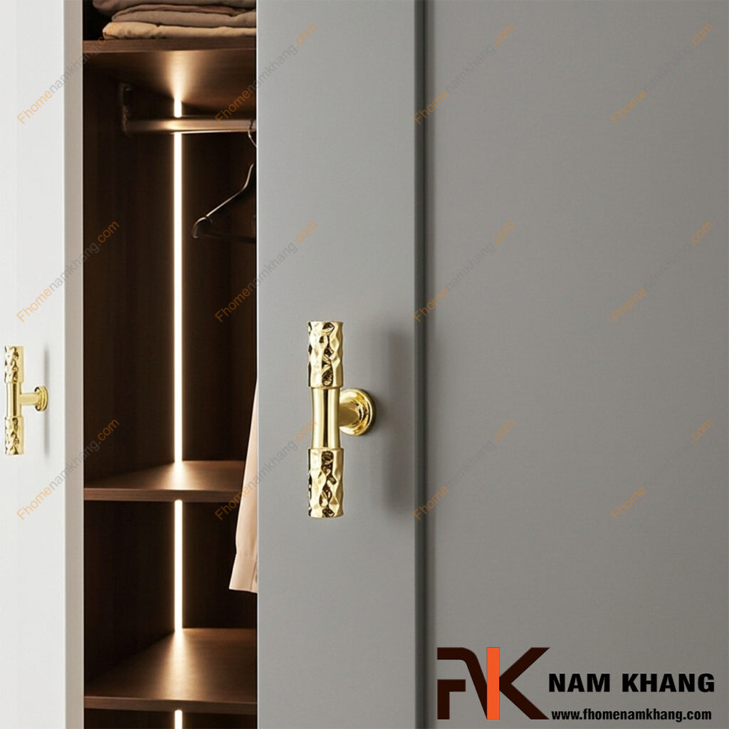 Tay nắm tủ màu vàng – Điểm nhấn sang trọng