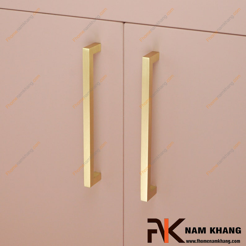 Tay nắm tủ màu vàng – Điểm nhấn sang trọng