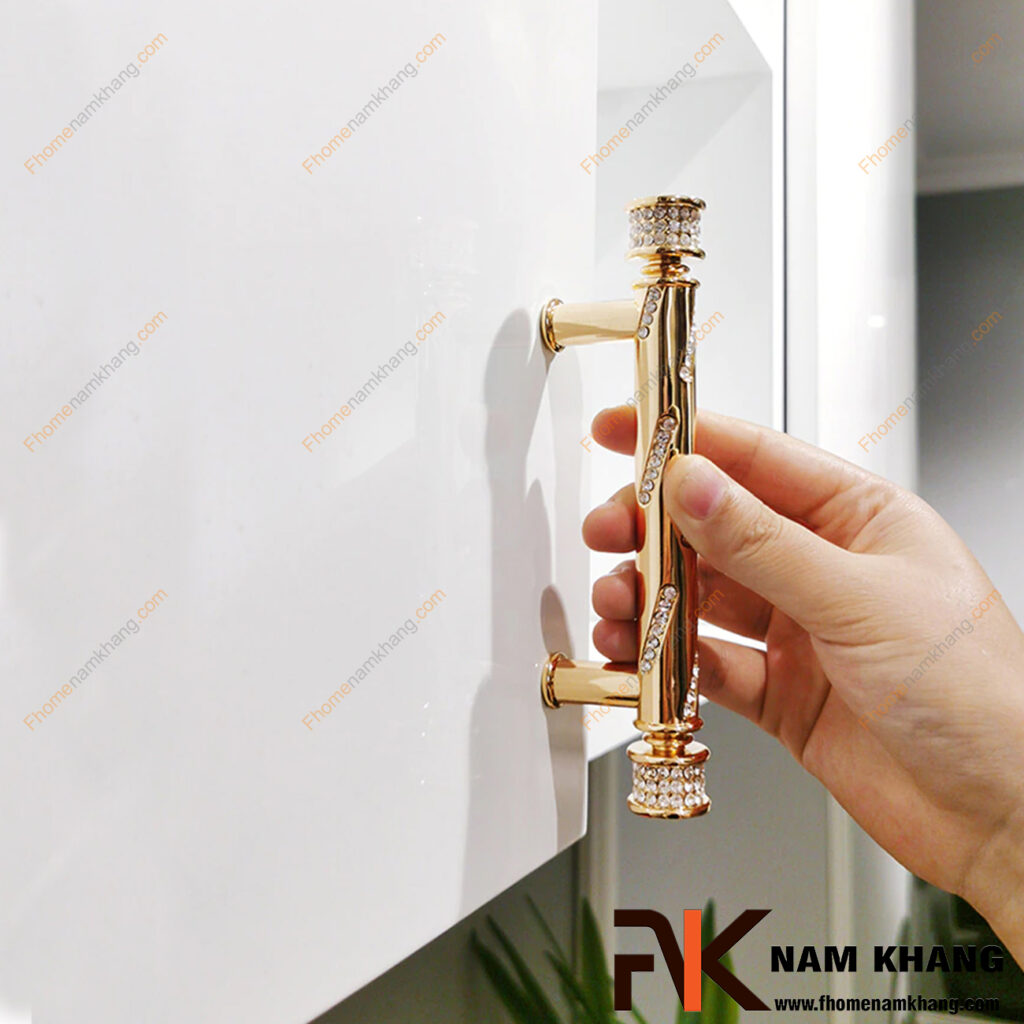 Top 10 mẫu tay nắm tủ bếp đẹp hiện đại được ưa chuộng nhất