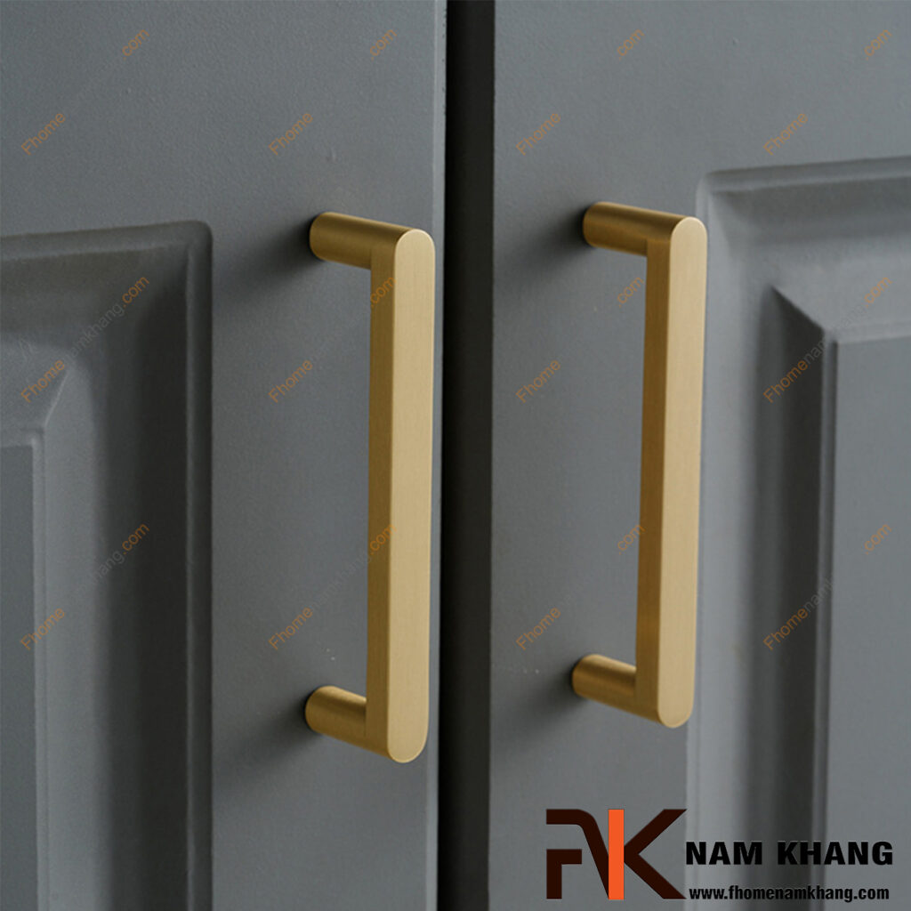 Tay nắm tủ vàng hợp với tủ màu gì nhất?