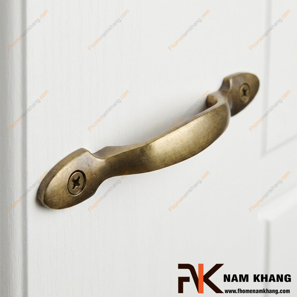 Cách chọn tay nắm tủ quần áo màu đồng cổ phù hợp với nội thất