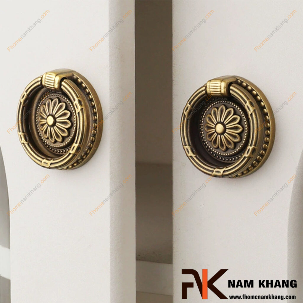 Tay nắm tủ màu đồng cổ là gì? Vì sao ngày càng được ưa chuộng?