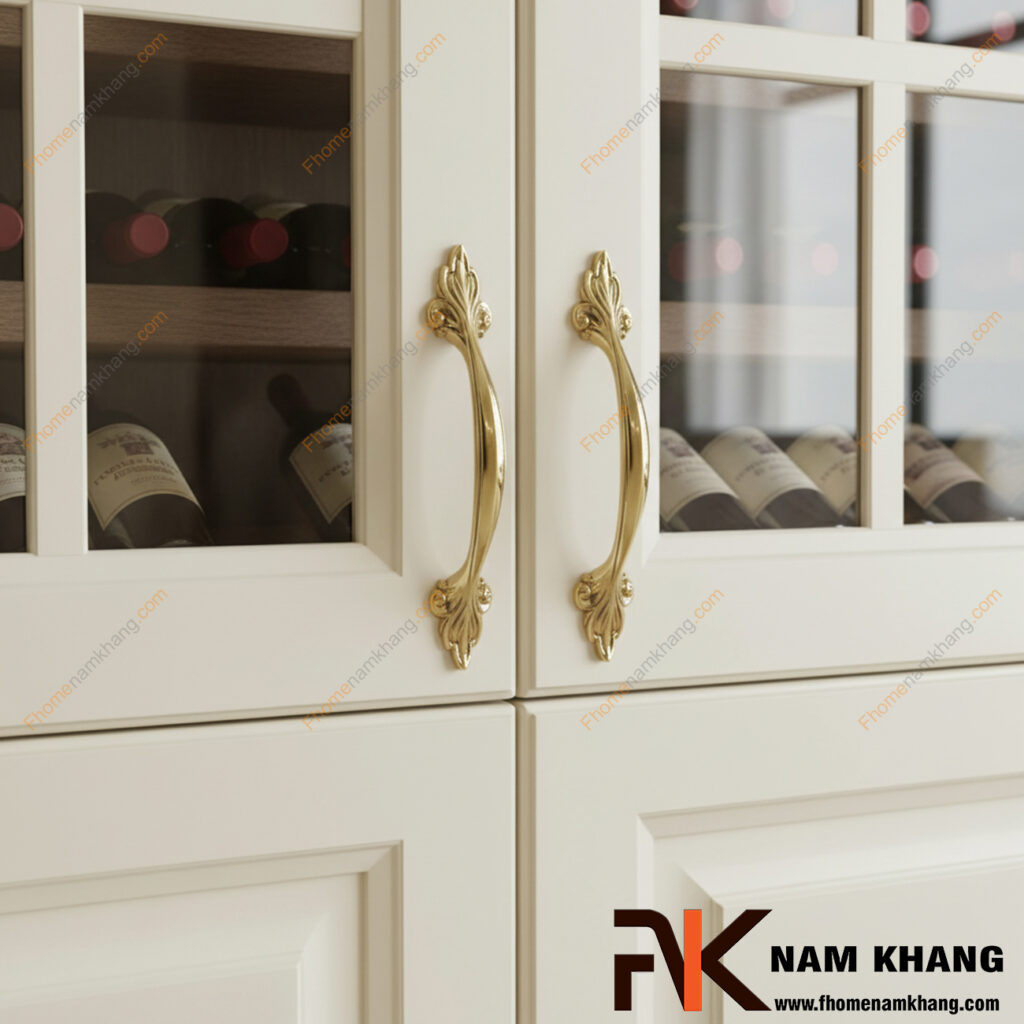 Bạn nên chọn tay nắm tủ màu đồng cổ hay tay nắm mạ vàng?
