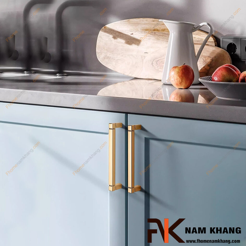 Cách chọn tay nắm tủ đôi theo kích thước cánh tủ