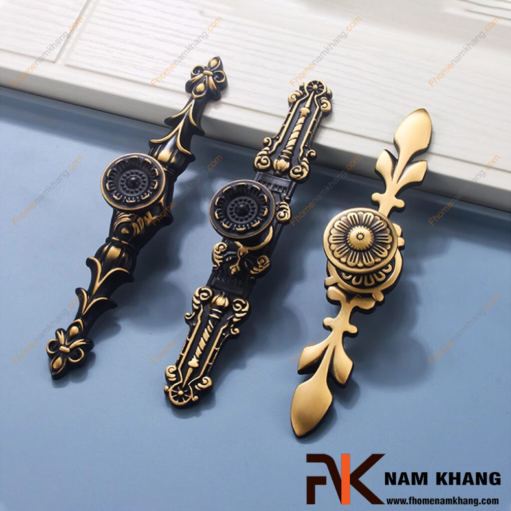 Cách kết hợp tay nắm tủ màu đồng cổ với nội thất tân cổ điển