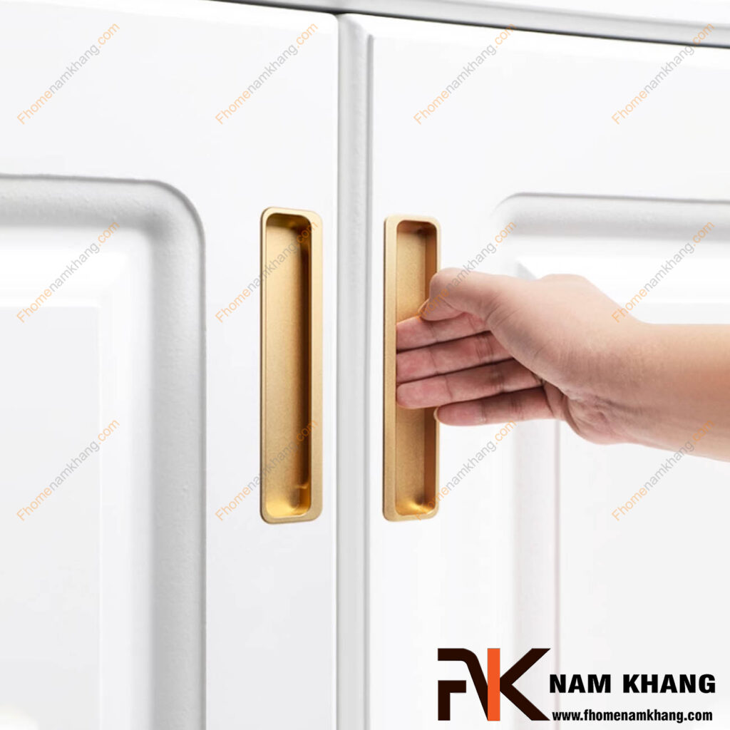 Tay nắm tủ đôi âm và tay nắm nổi: Nên chọn loại nào?