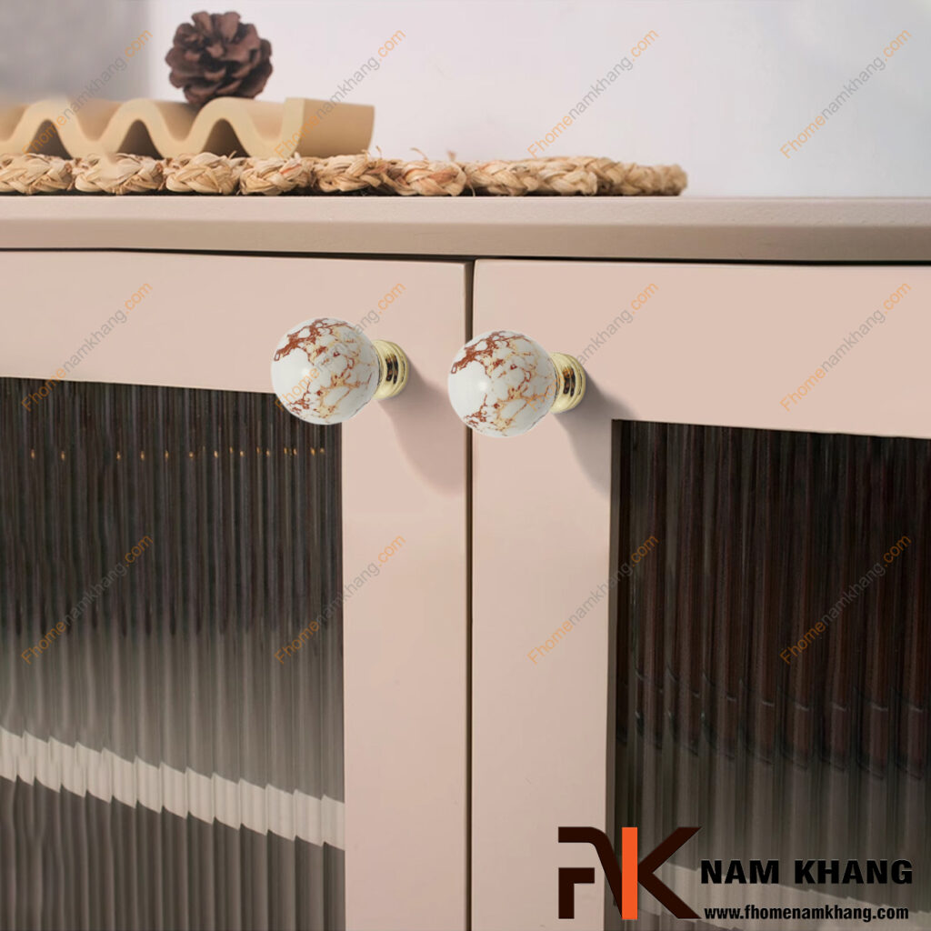 Tay nắm tủ đôi hợp kim kẽm có bền không?