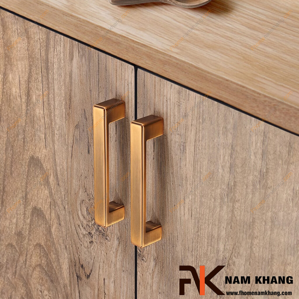 Tay nắm tủ đôi: Hướng dẫn chọn, lắp đặt và 99+ mẫu đẹp cho tủ bếp, tủ áo, tủ gỗ hiện đại