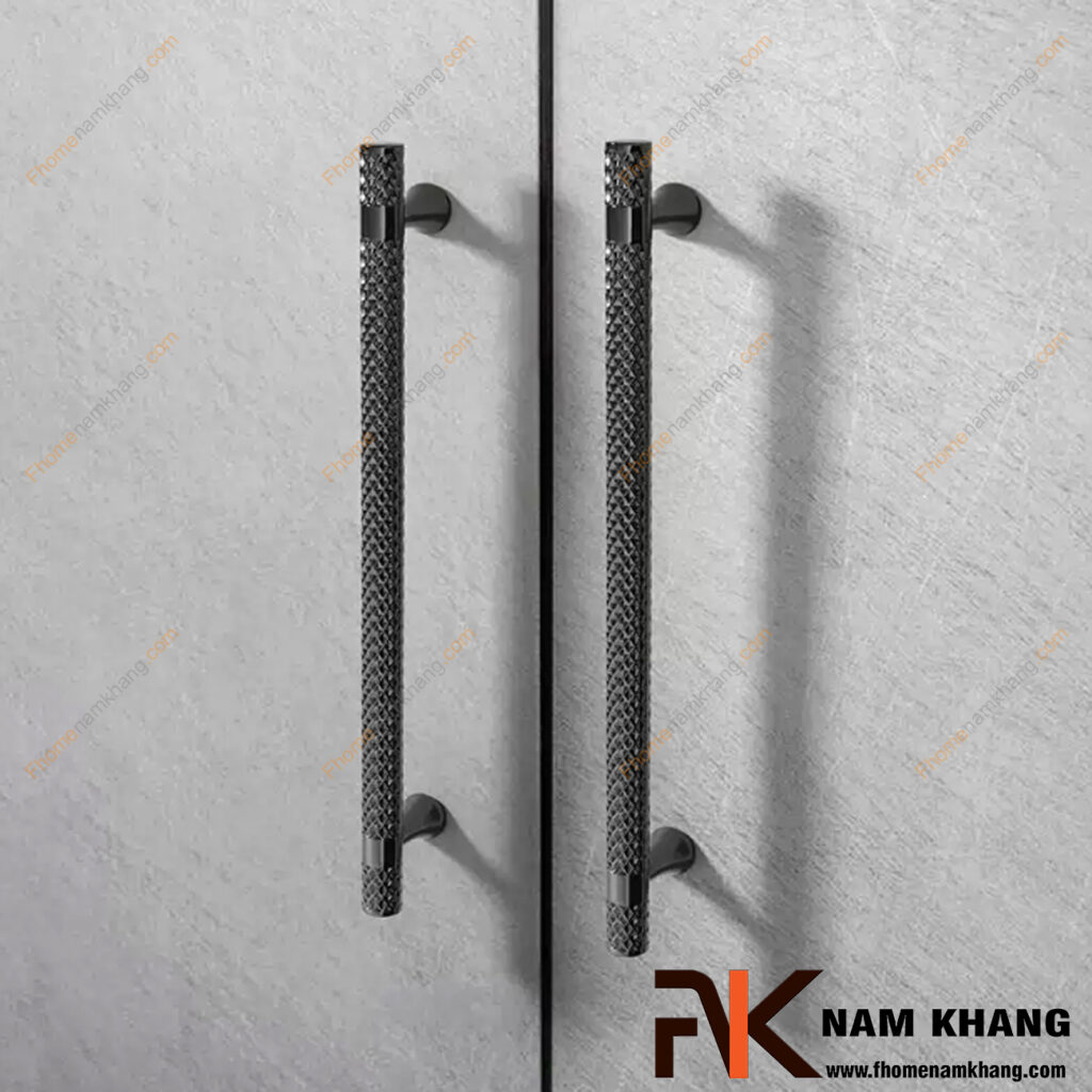 Tay nắm tủ đôi: Hướng dẫn chọn, lắp đặt và 99+ mẫu đẹp cho tủ bếp, tủ áo, tủ gỗ hiện đại