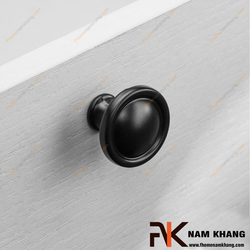 Tay nắm tủ dài hay tay nắm núm? Ưu nhược điểm từng loại