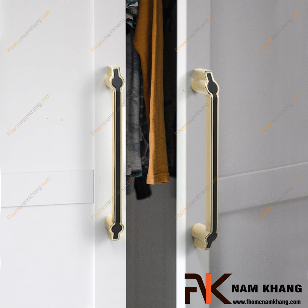 Tay nắm tủ dài hay tay nắm núm? Ưu nhược điểm từng loại