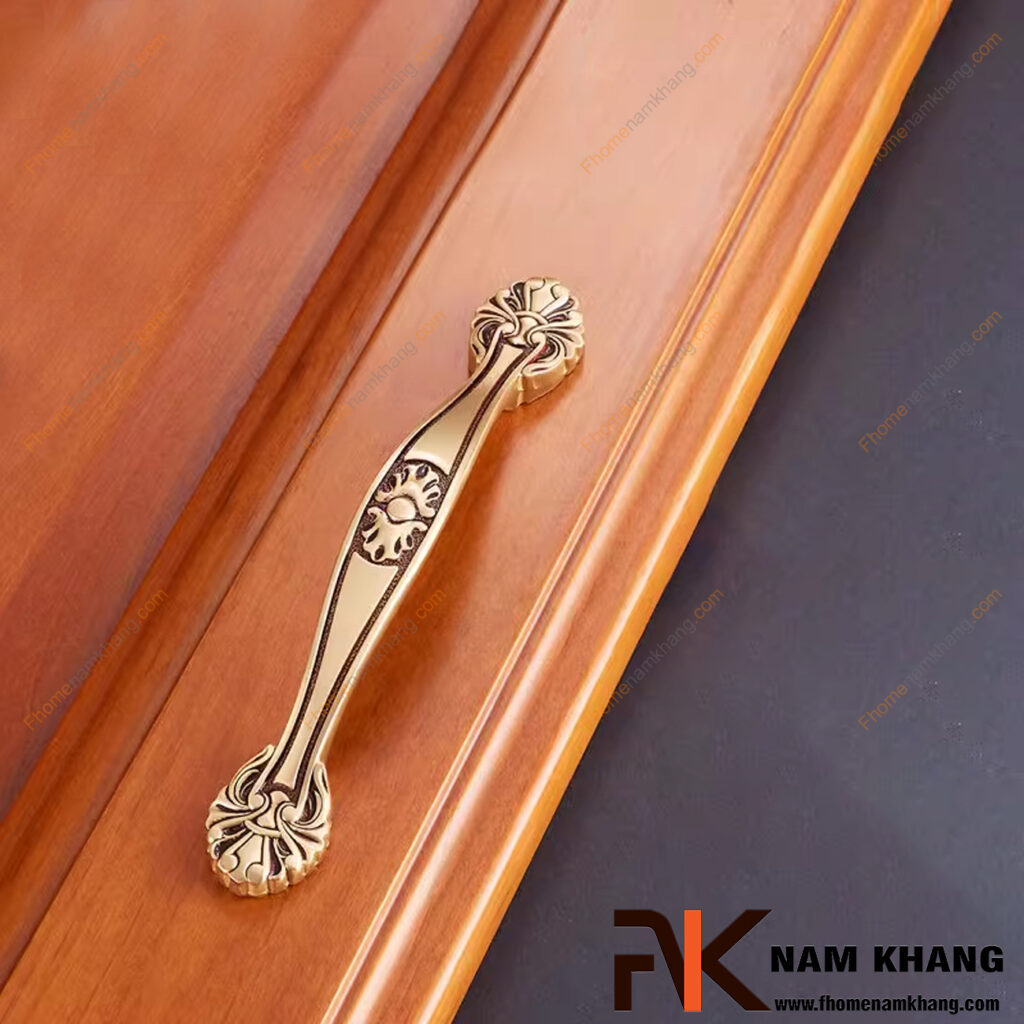 Tay nắm tủ đồng có đáng mua không?