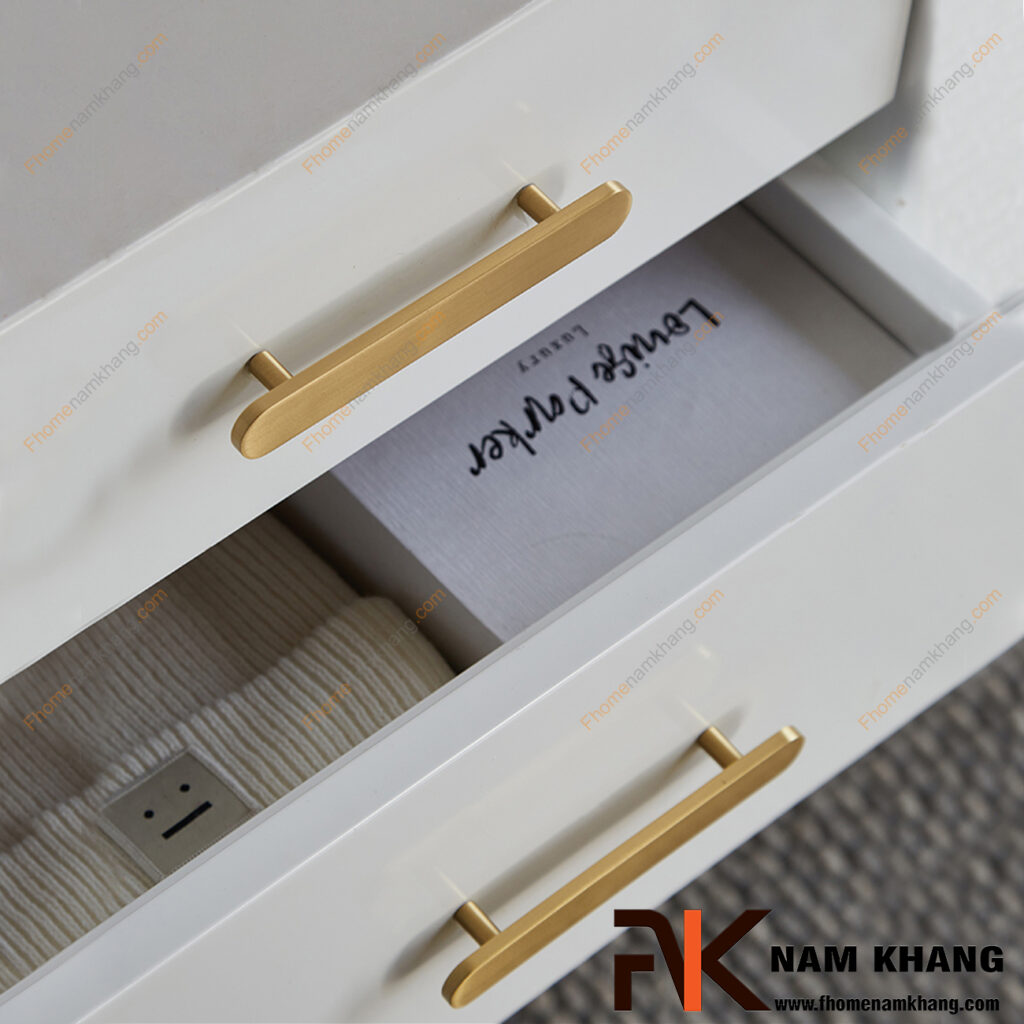 Tay nắm tủ dạng thanh giá bao nhiêu? Bảng giá theo kích thước và chất liệu