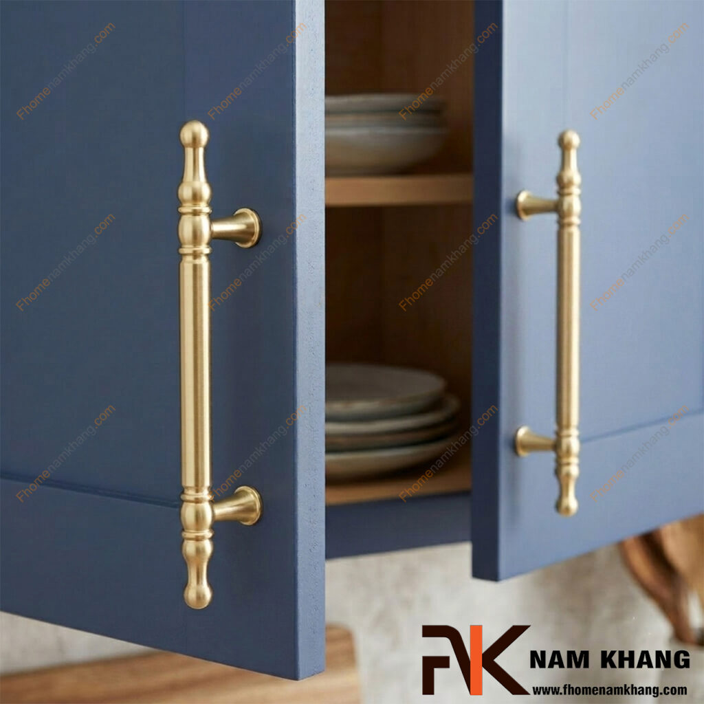 Tay nắm tủ dạng thanh nên chọn chất liệu nào? Inox, hợp kim nhôm hay hợp kim kẽm?