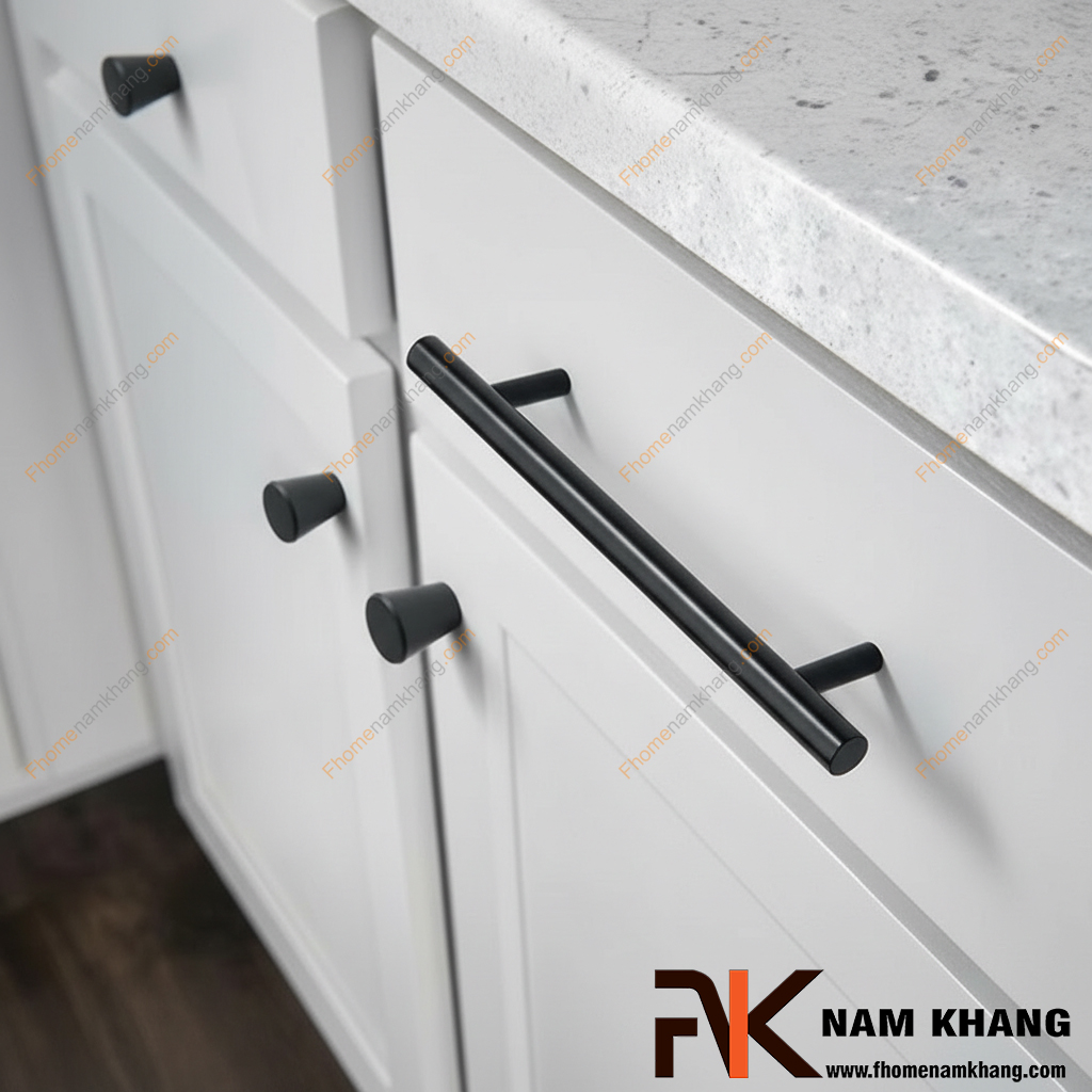 Tay nắm tủ dạng thanh màu đen: 7 kiểu tủ phù hợp
