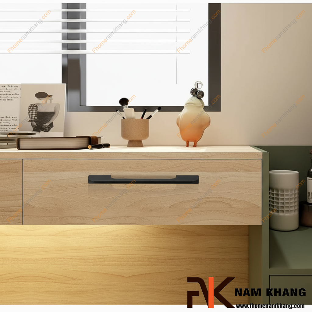 Tay nắm tủ dạng thanh màu đen: 7 kiểu tủ phù hợp