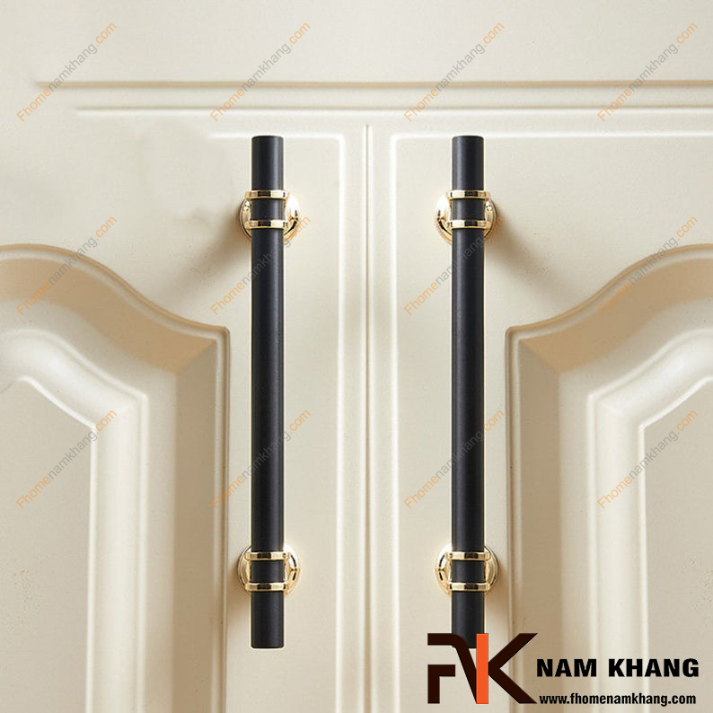 Tay nắm tủ dạng thanh màu nào dễ phối với nội thất?
